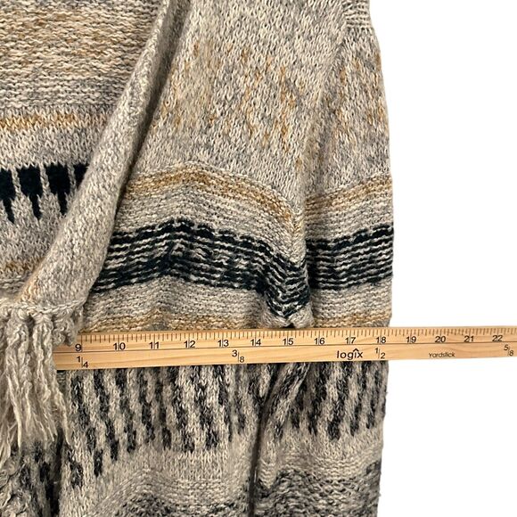 Cabi Grey, Gold + Black Aztec Waterfall Open Cardigan with Fringe Pockets Size S - Picture 8 of 8
